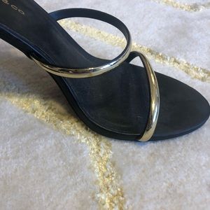 shoes-bebe-black-and-gold-strappy-heels-nwot-poshmark